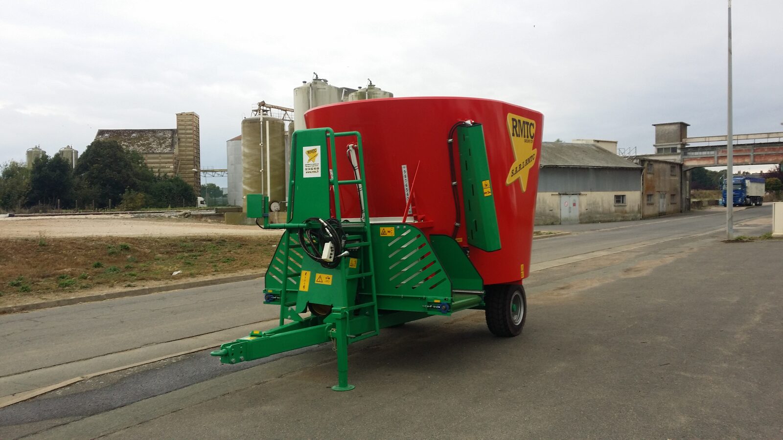 Machine agricole 7