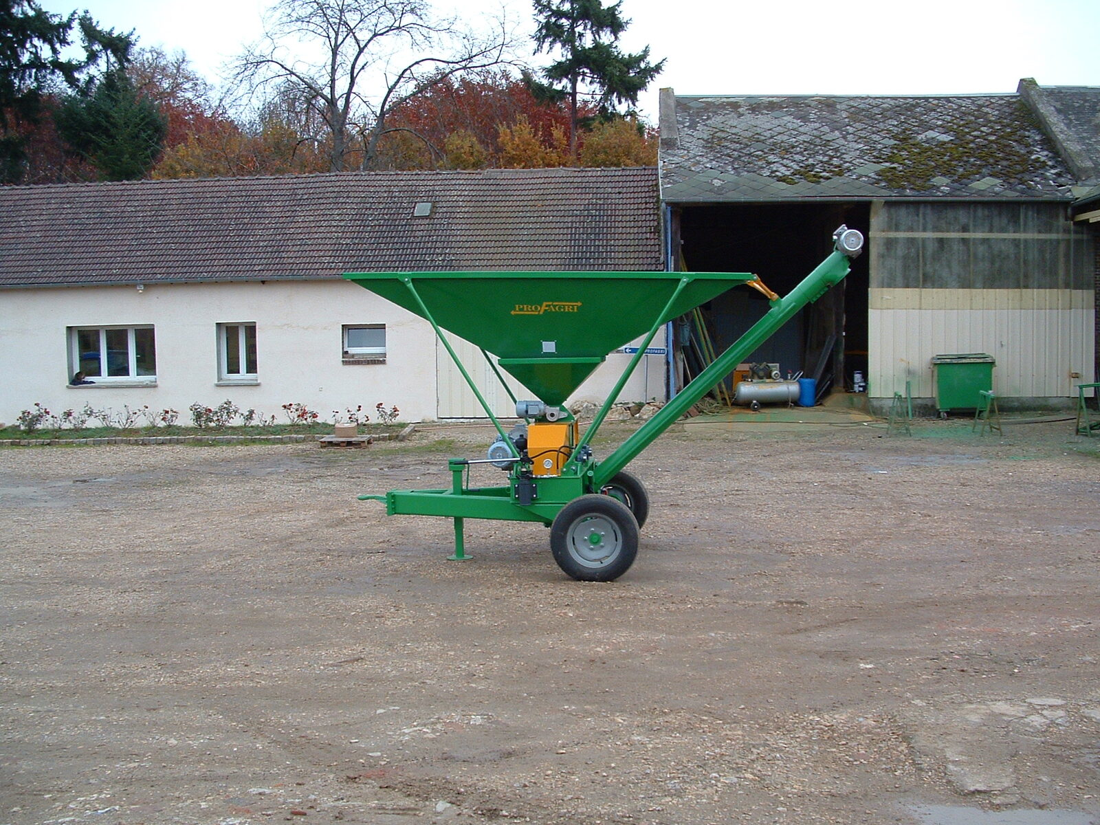 Machine agricole 11