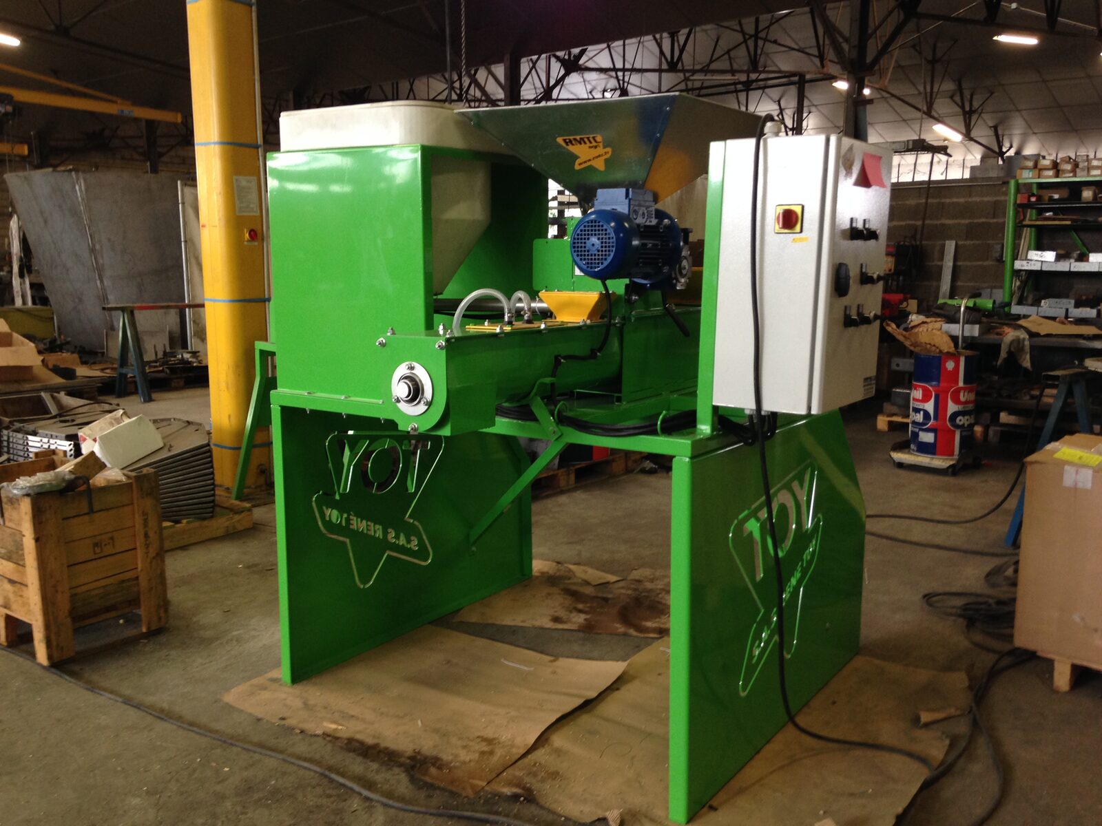 Machine agricole 18