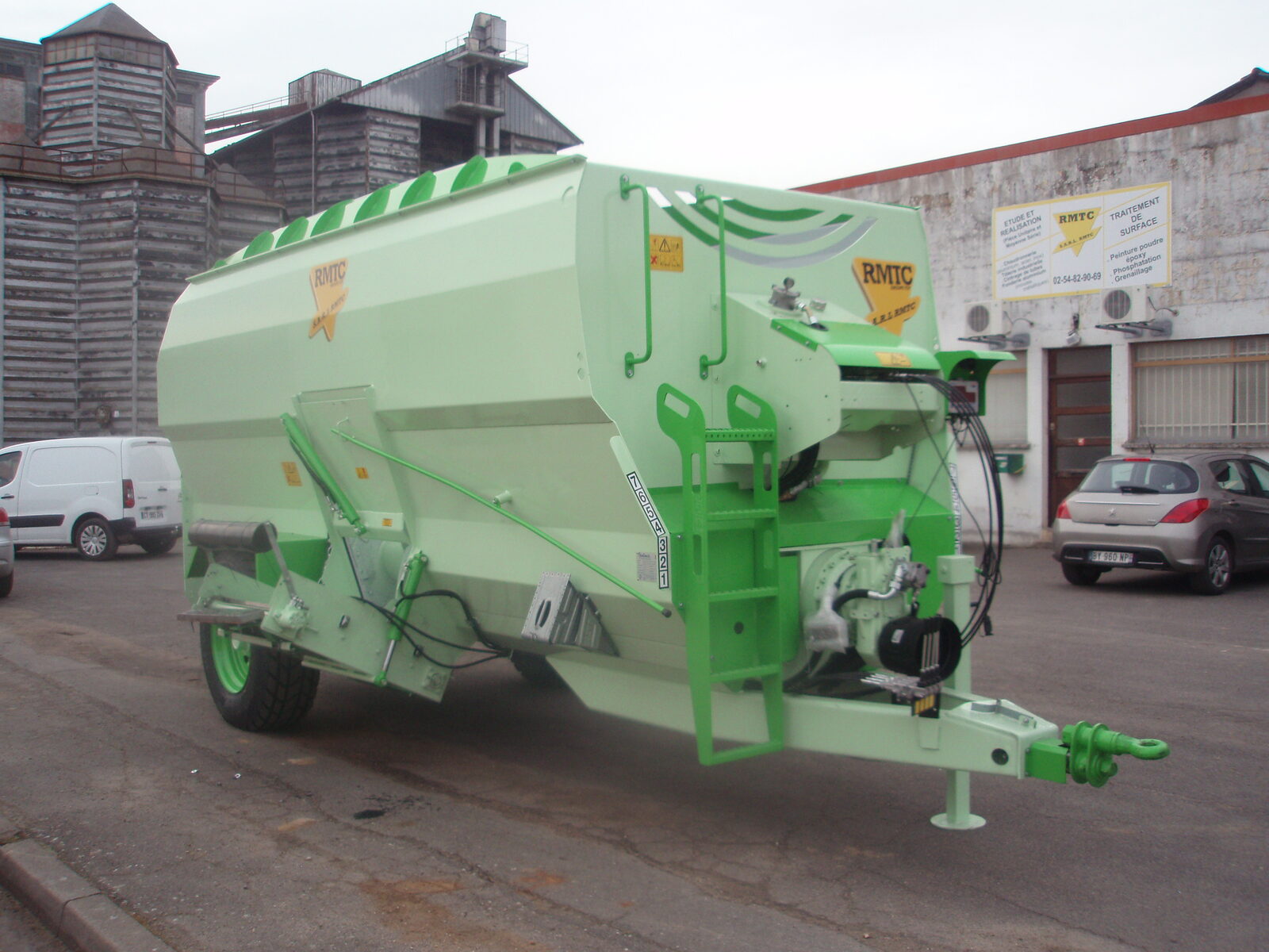 Machine agricole 26