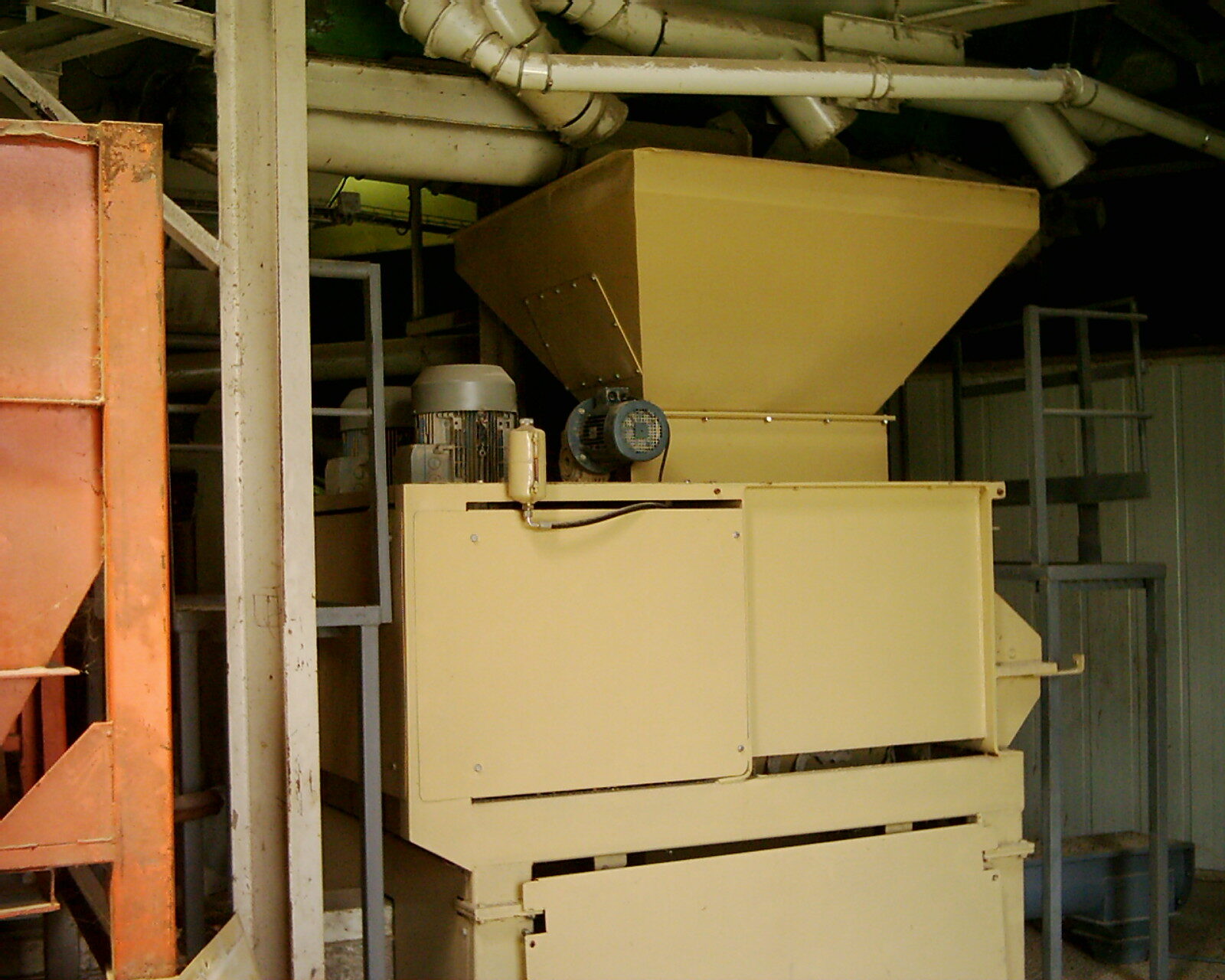 Machine agricole 34