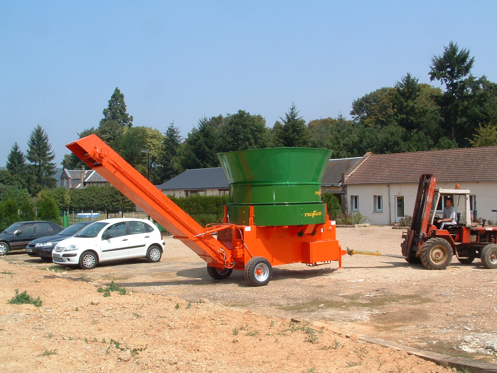 Machine agricole 36