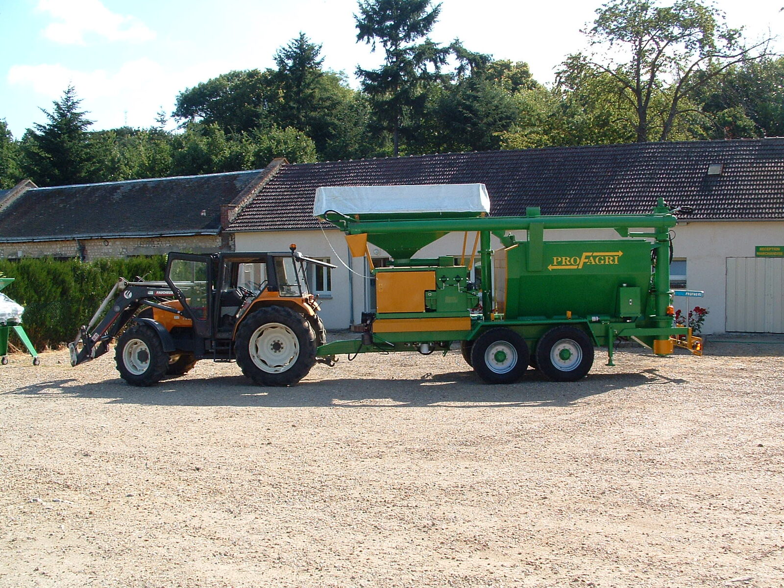 Machine agricole 37