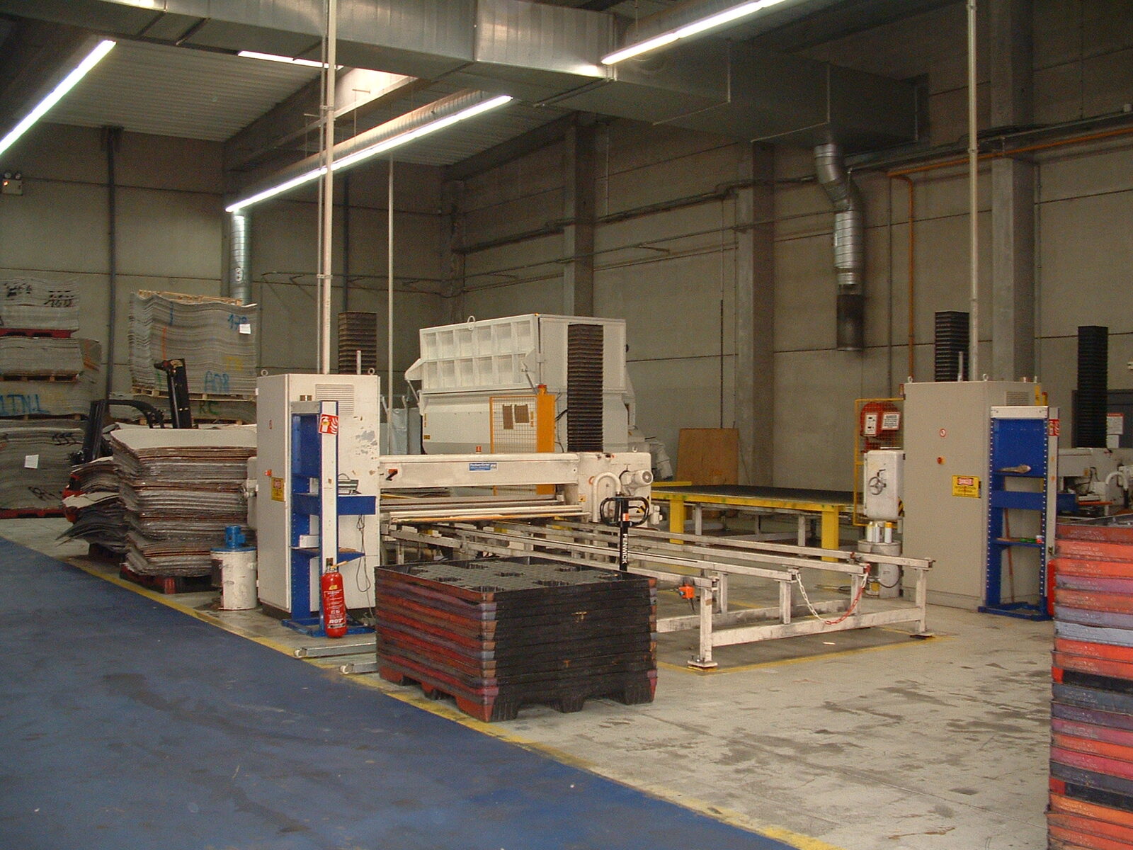 Machine industrielle spécifique 10